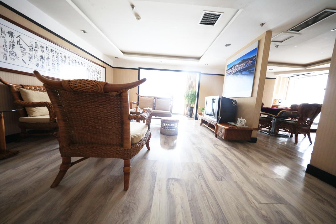 Отель Xinjiang Yema International Clubhouse Урумчи Экстерьер фото